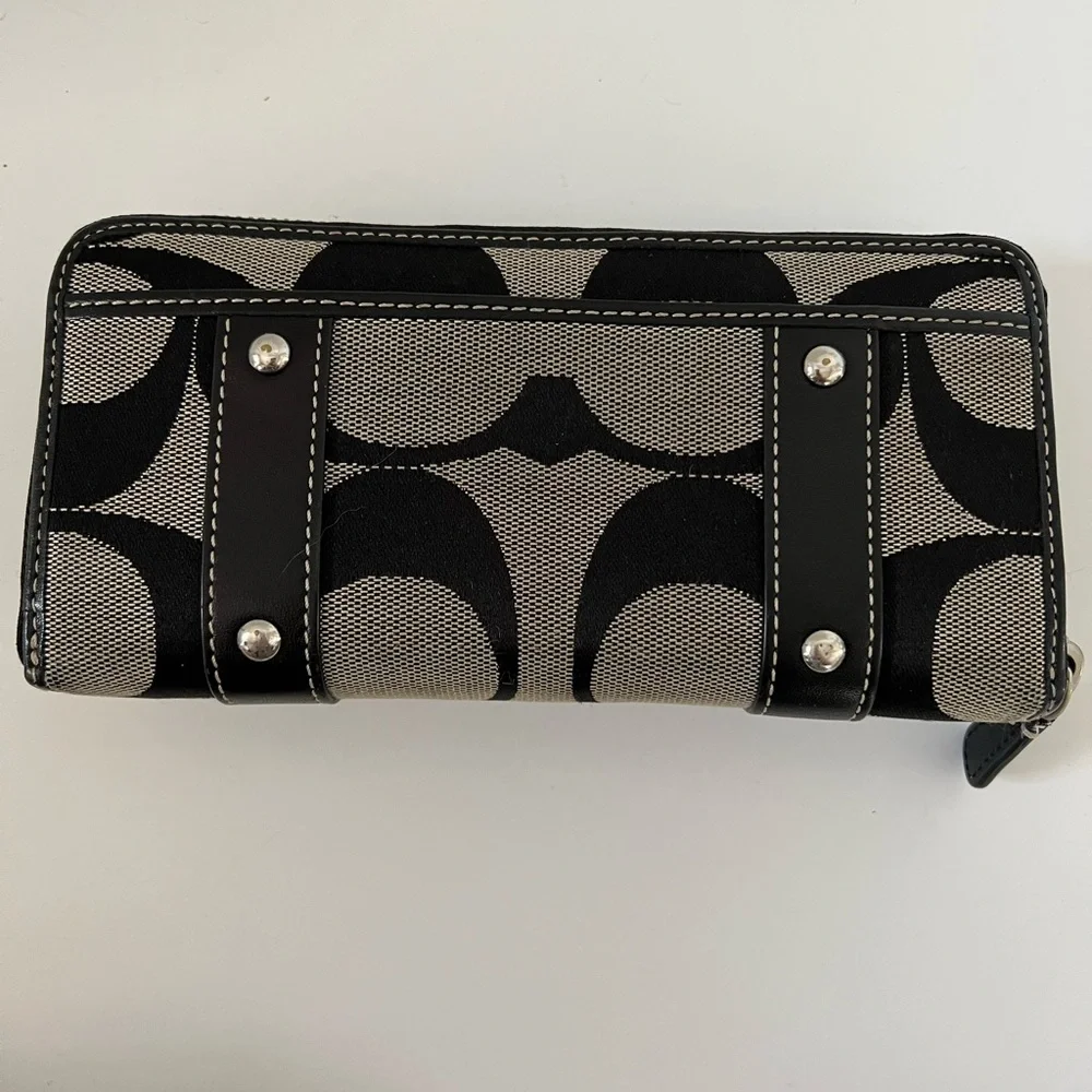 Coach Zip-around Wallet - Picture 2 of 7